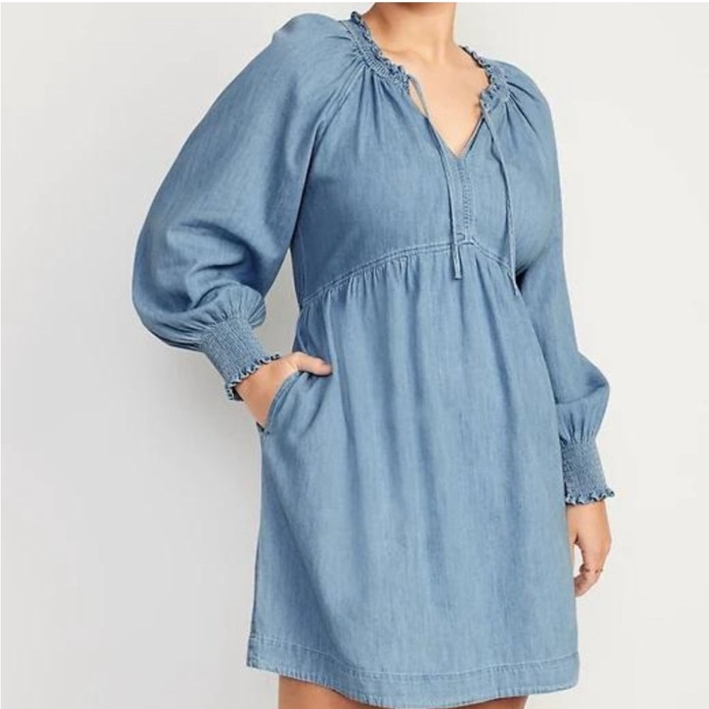 Old Navy Puff-Sleeve Non-Stretch Jean Mini Poet Swing V Neck Dress